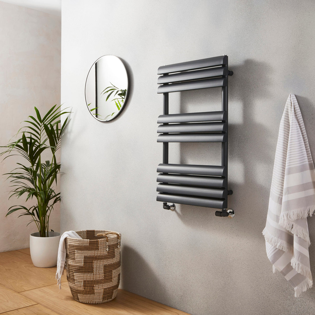 Venetian 850X500 Towel Rail Anthracite - VEN850-500A