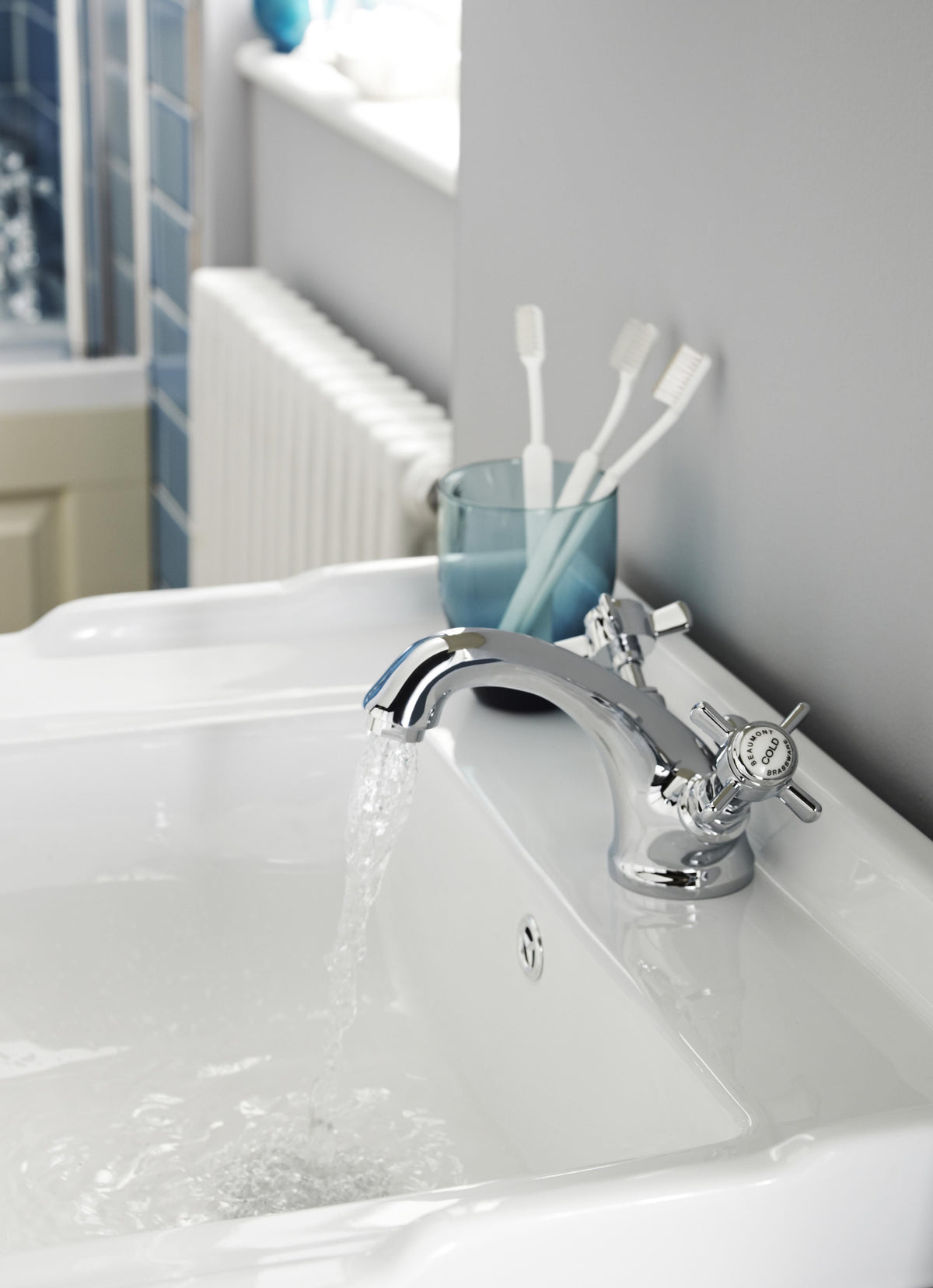 Nuie Beaumont Mono Basin Mixer With Pop Up Waste