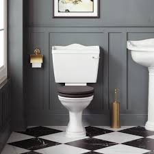 Porchester Traditional Close Coupled Toilet With Seat